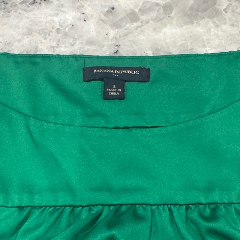 Banana Republic Emerald Green Satin Top